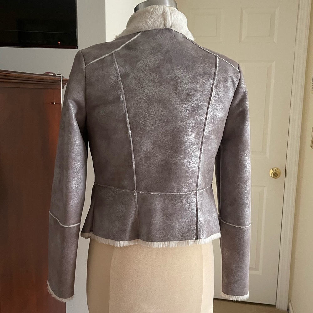 Cache Jacket - image 2